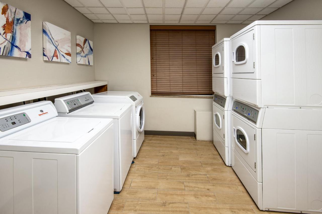 Candlewood Suites Manassas By Ihg Buitenkant foto