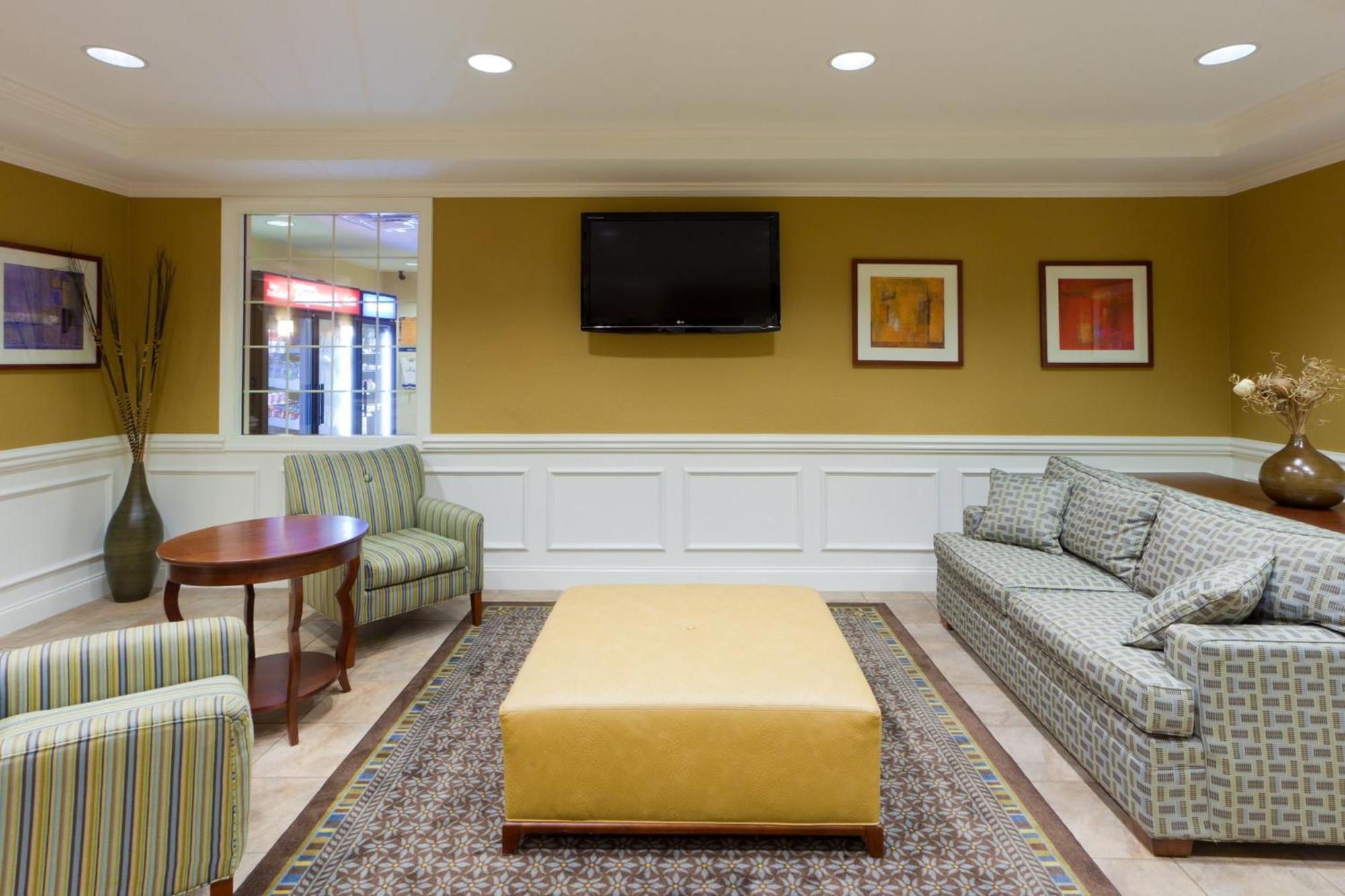 Candlewood Suites Manassas By Ihg Buitenkant foto